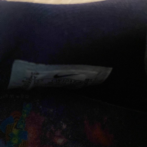 Nike LBJ Kids Sneakers | Size 1 - Picture 5 of 5